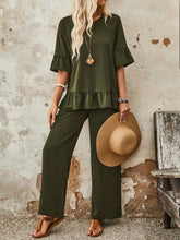 EMERY ROSE Women's Simple Solid Color Regular Wear Pleated Top & Pants Set